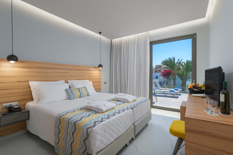 Hotel Avra Beach