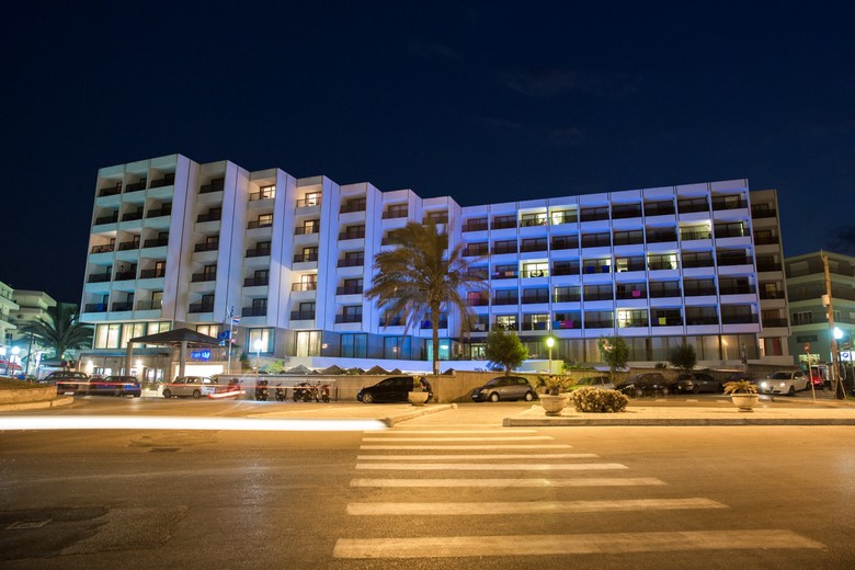 Hotel Blue Sky