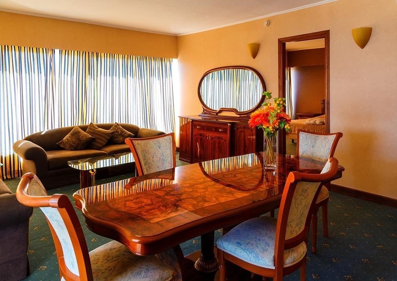 Hotel Dodeca Sea Resort