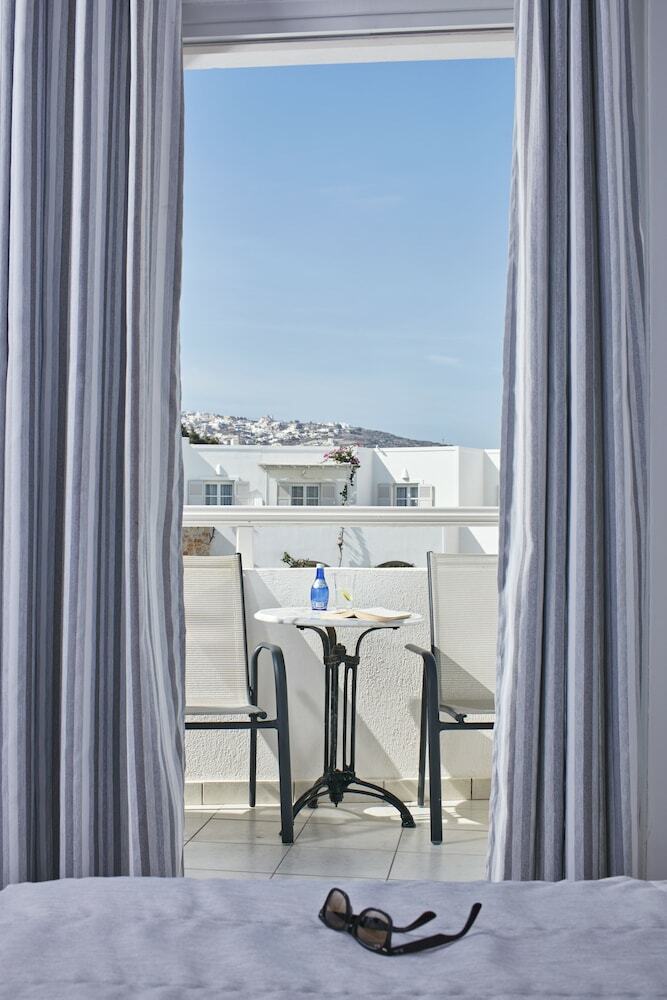 Hotel Aegean Plaza