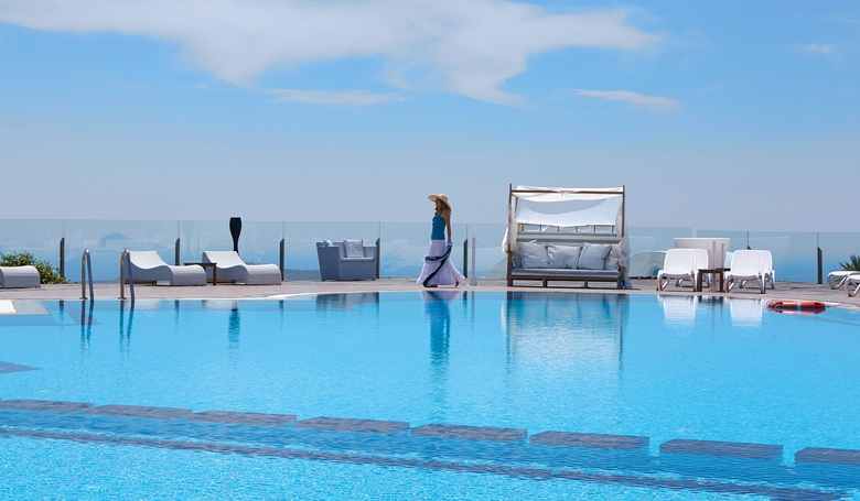 Orizontes Hotel & Villas