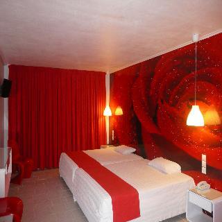 Filoxenia Aparthotel