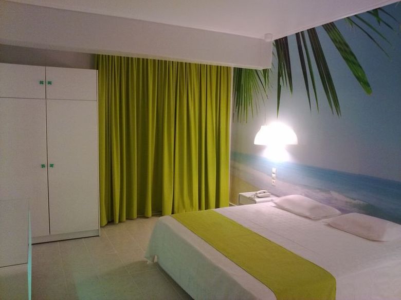 Filoxenia Aparthotel