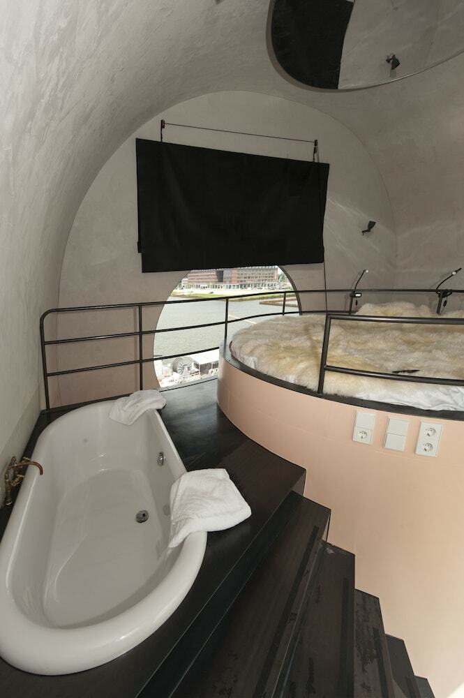 Hotel Amstel Botel