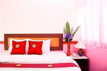 Hotel Tara Garden