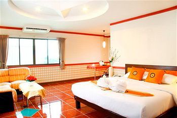 Hotel Tara Garden