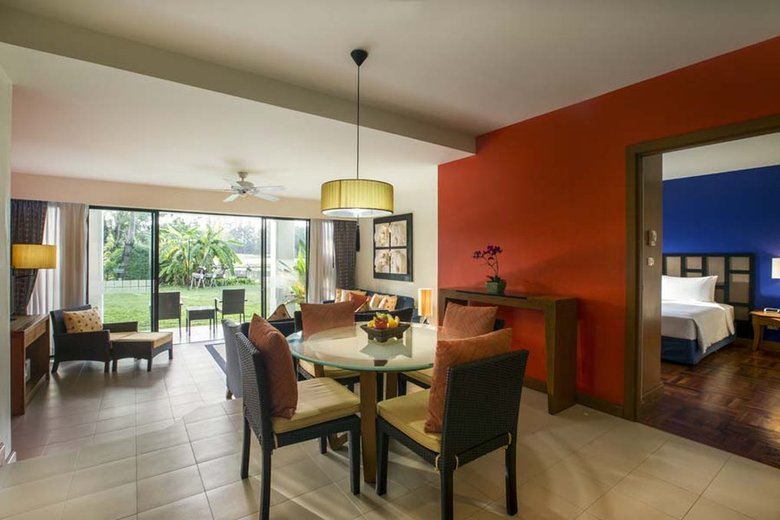Hotel Laguna Holiday Club Phuket Resort