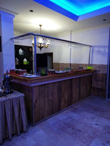 Glaros Hotel