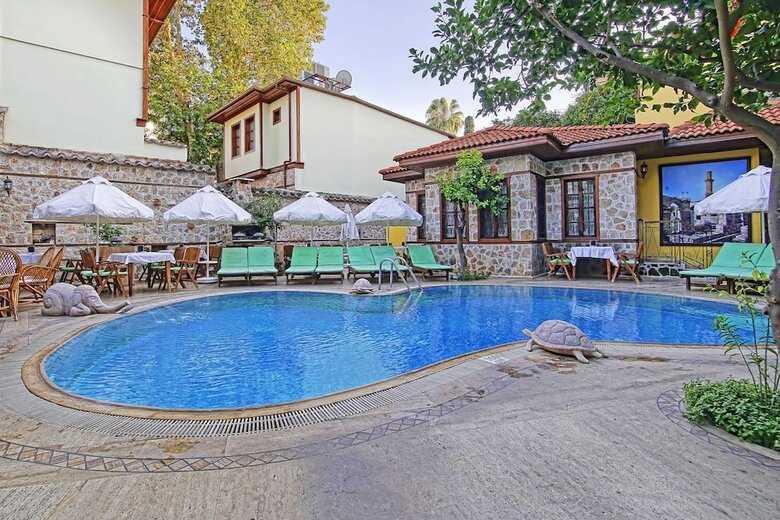 La Paloma Hotel