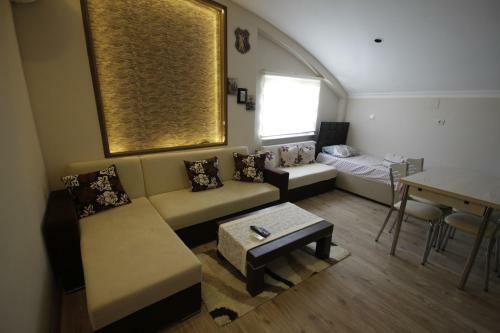 Araz Apart