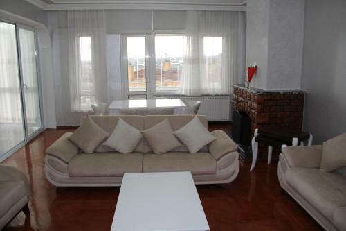 Abbasi Apart-1