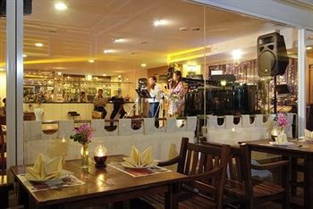 Hotel The Patra