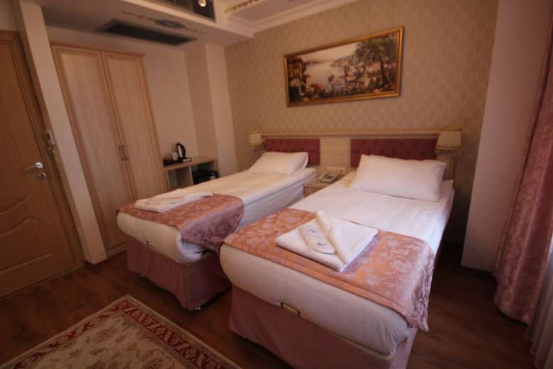 Sultans Royal Hotel