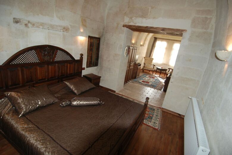 Melis Cave Hotel