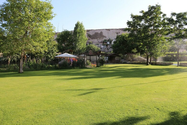 Melis Cave Hotel