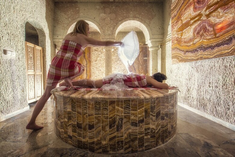 Hotel Oread Cave Suites