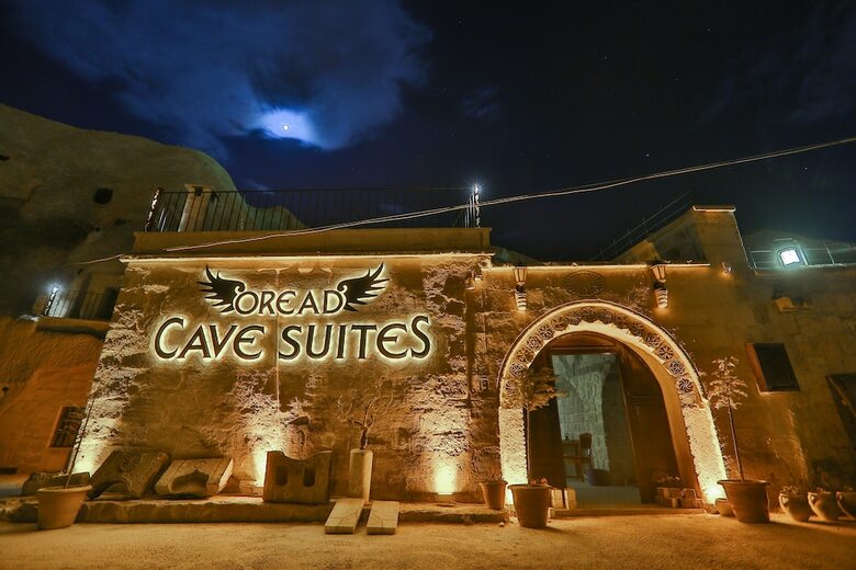 Hotel Oread Cave Suites