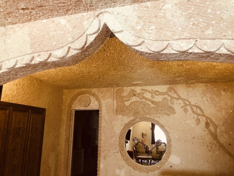 Hotel Oread Cave Suites