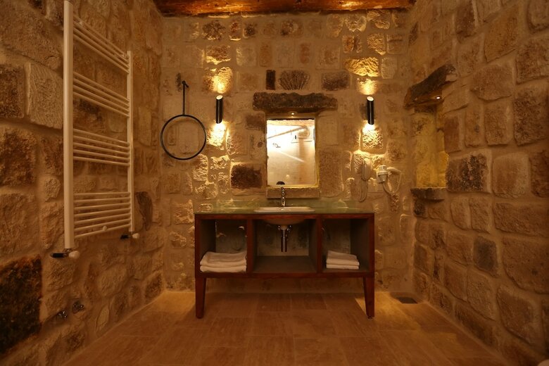 Hotel Acropolis Cave Suite