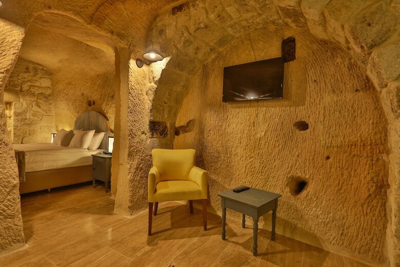 Hotel Acropolis Cave Suite