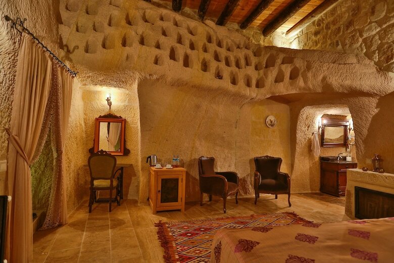 Hotel Acropolis Cave Suite