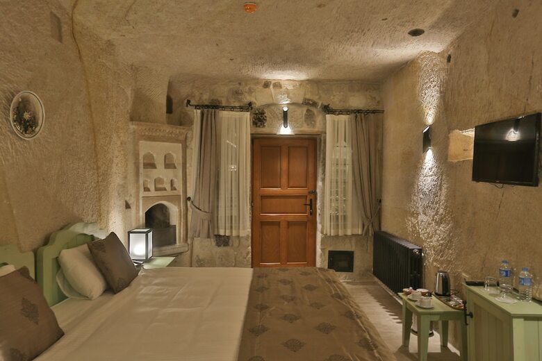 Hotel Acropolis Cave Suite