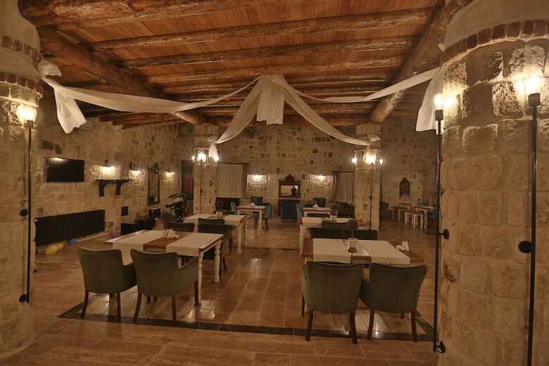 Hotel Acropolis Cave Suite
