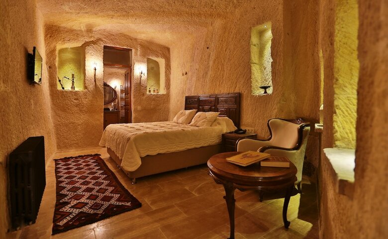 Hotel Acropolis Cave Suite