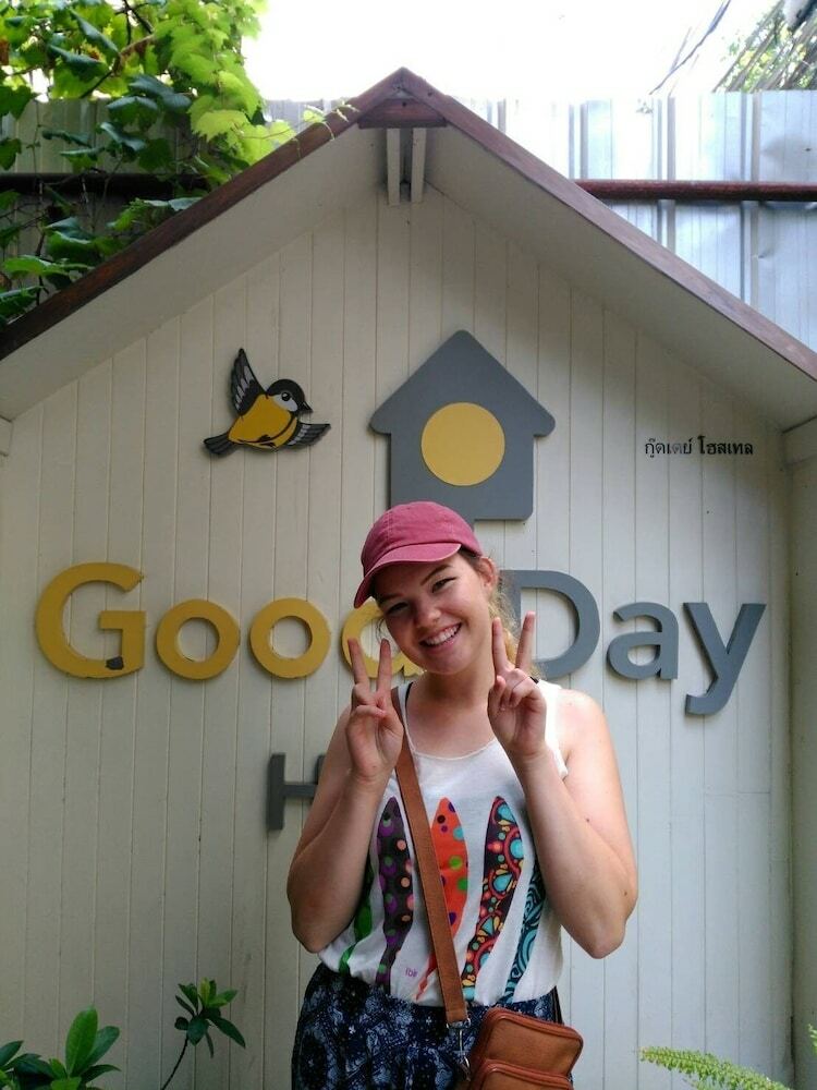 Good Day Hostel