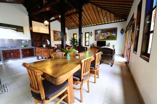 Villa Paradise