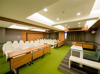 Myhotel Cmyk @ratchada