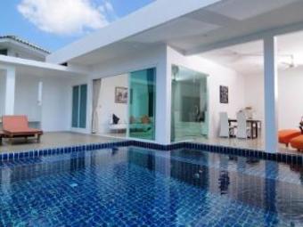 Hotel Grand Bleu Ocean View Pool Suite