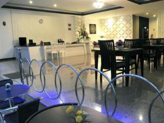 Hotel The Cocoon Patong