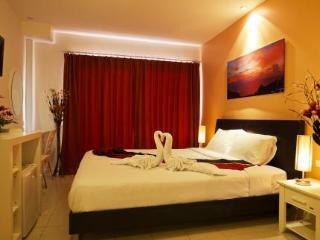 Kata Beach Center Hotel