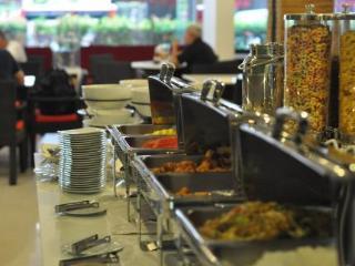 Alfresco Phuket Hotel