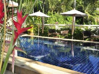 Hotel Baan Chayna Lounge Resort