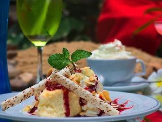 Hotel Karon Cafe Inn