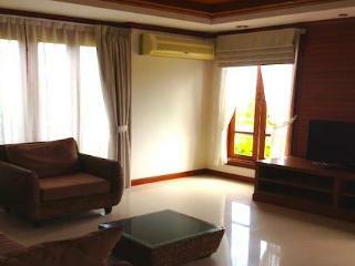 Hotel The Chalet Phuket Resort