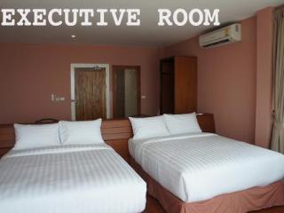 Hotel The Chalet Panwa