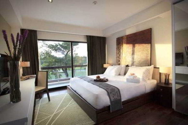 Hotel Summit Windmill Golf Residence