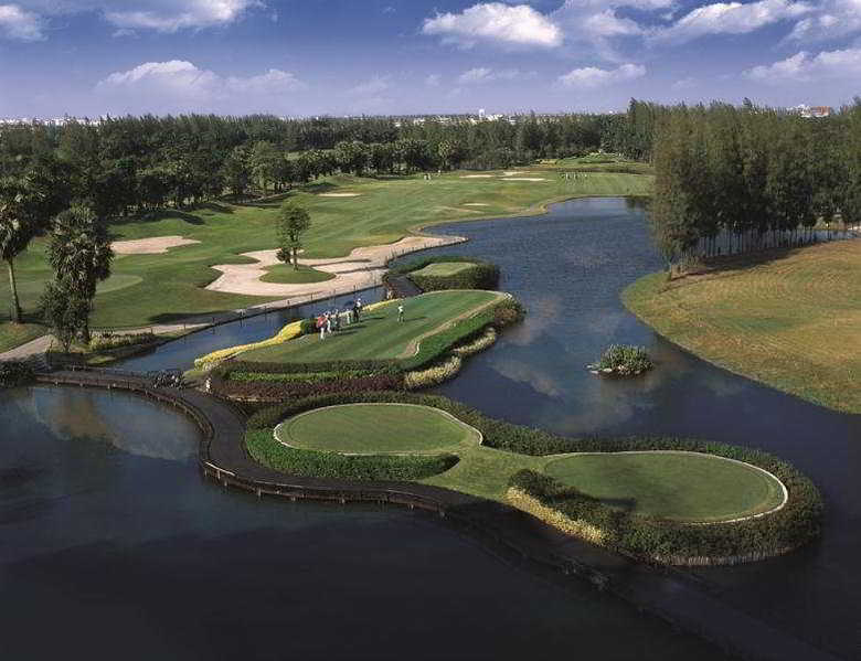 Hotel Summit Windmill Golf Residence