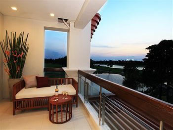Hotel Summit Windmill Golf Residence