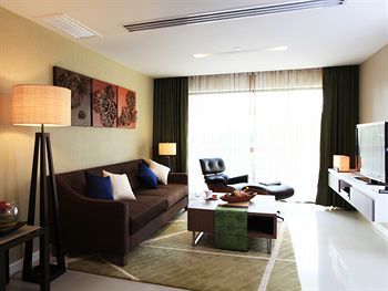 Hotel Summit Windmill Golf Residence