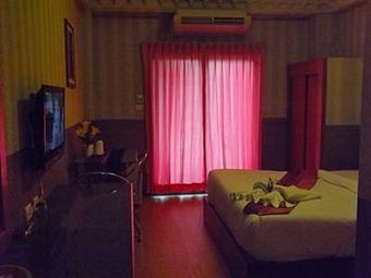 Tara Lake Airport Hotel