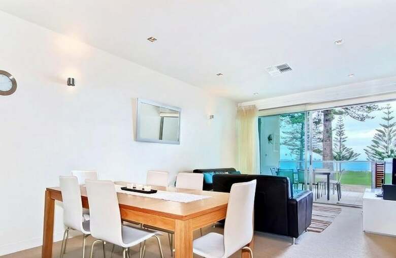 Breeze Beachfront Apartments