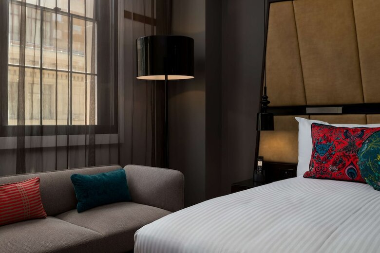 Hotel Qt Sydney