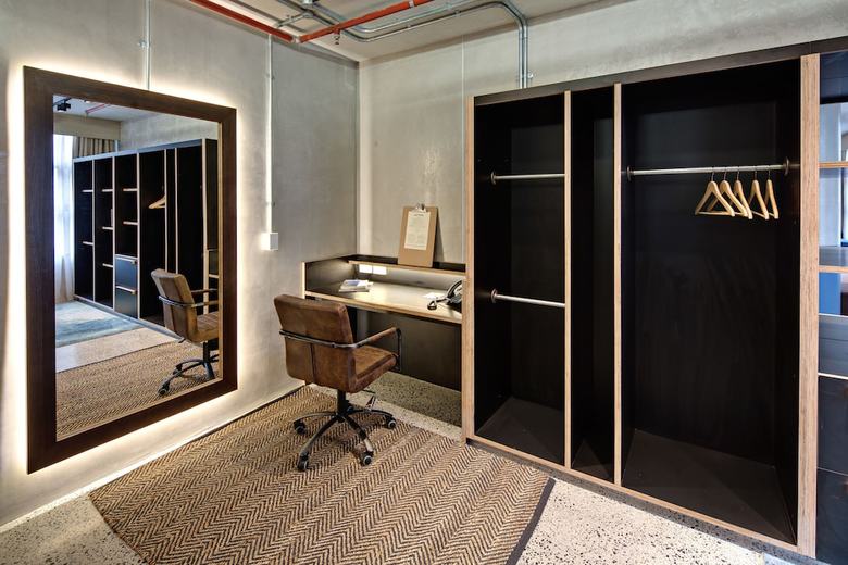 Aparthotel Zara Tower ? Luxury Suites And Apartments