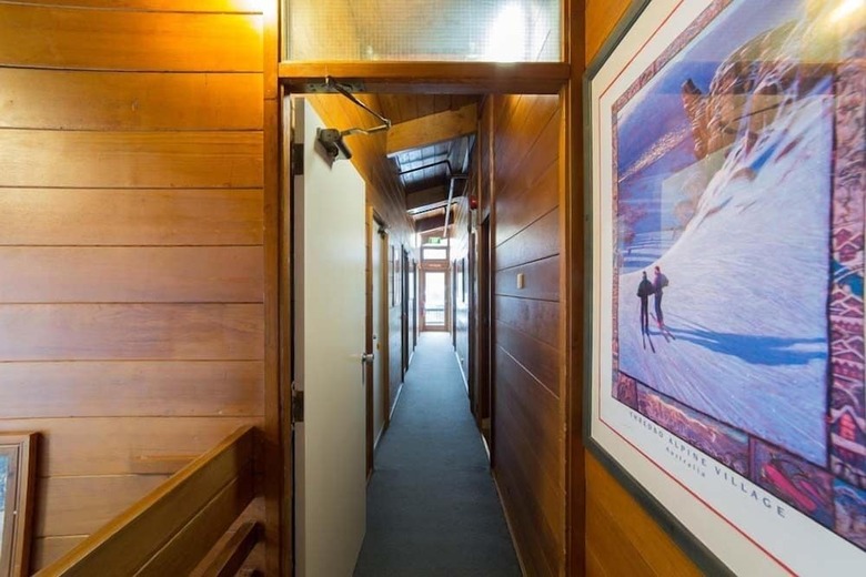 Aneeki Ski Lodge