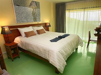 Cc's Hideaway Hotel