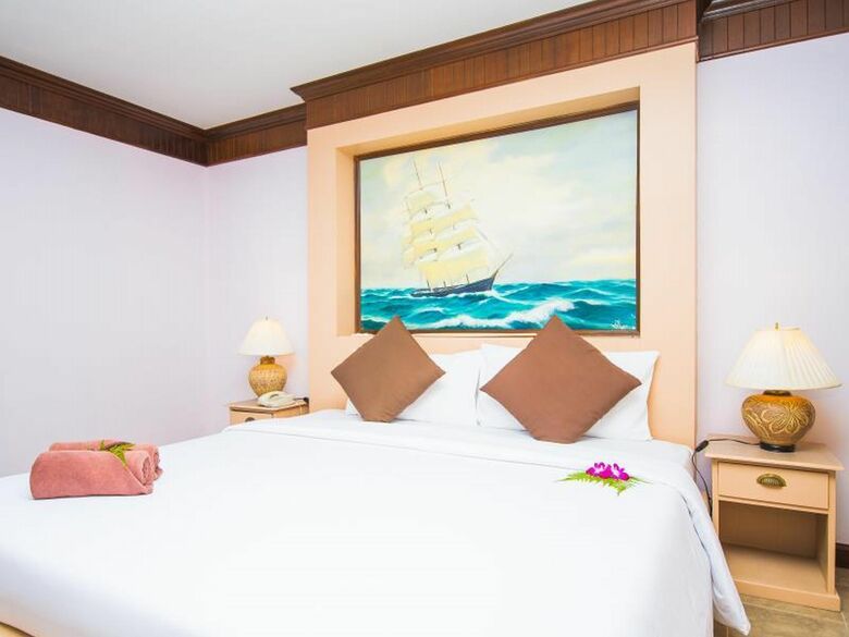 Hotel Phuket Island View